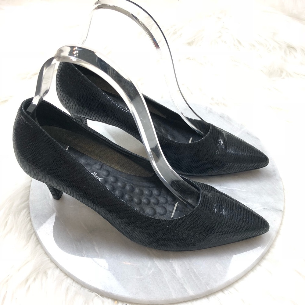 Walking Cradles Shiny Black Pumps